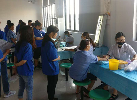 Haitian welfare - free medical examination for employees